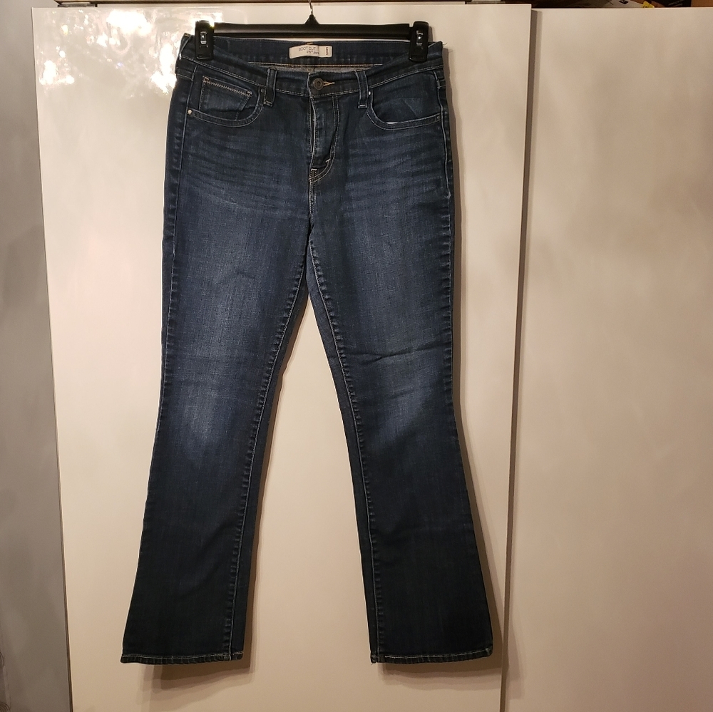 Levi's boot cut  515 Jeans size 8M